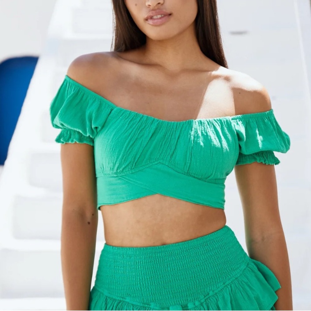 Off-Shoulder Green Crop Top Blanco By Nature